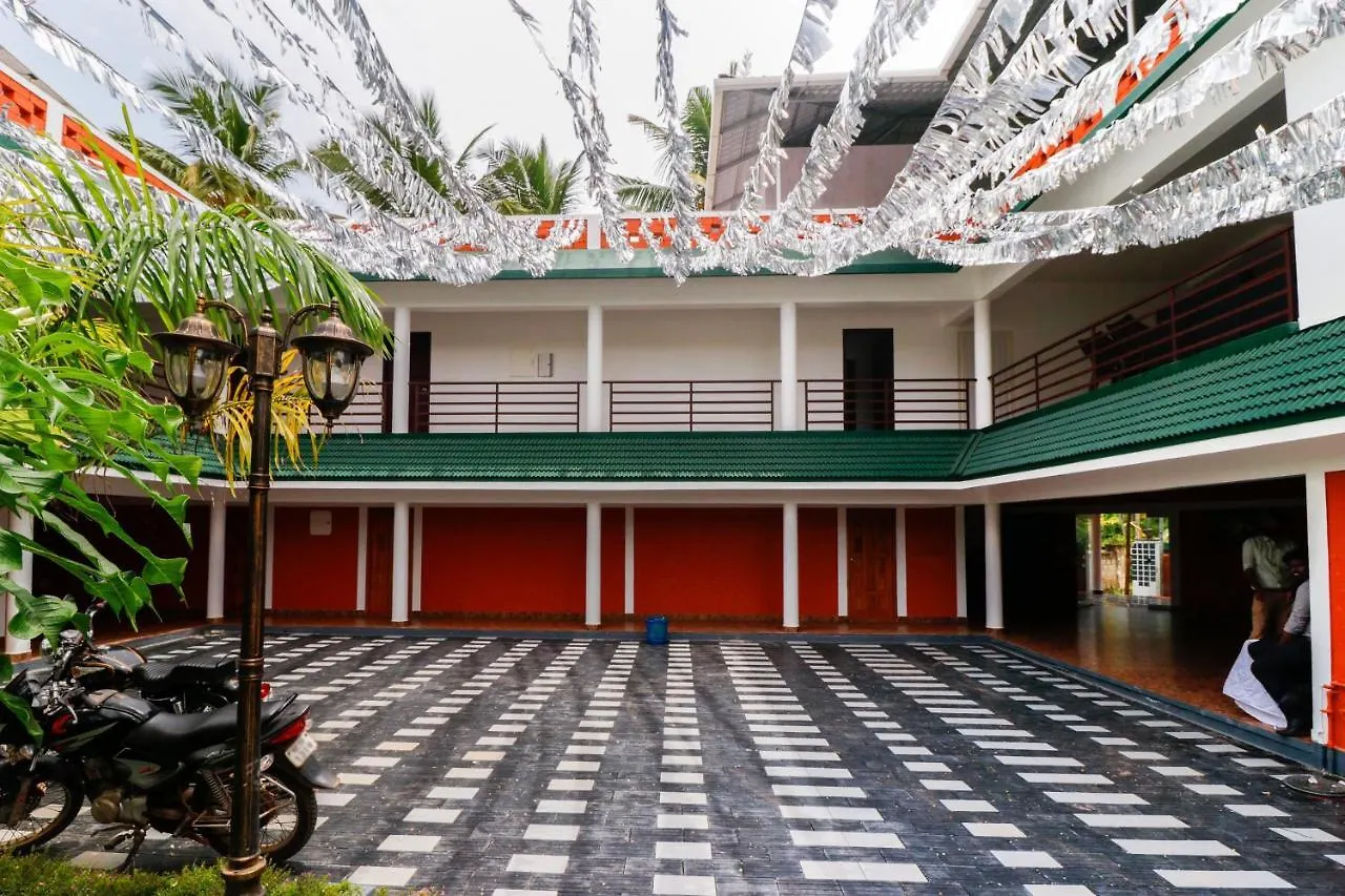 Hotel Oyo 47591 Star Inn Plus Residency Kovalam